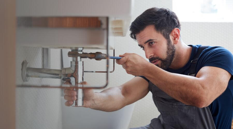 Expert burst pipe repair services in Fulton, AR